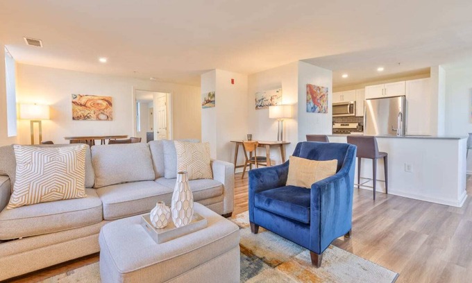 North Waltham Apartment | Spacious Modern Apt with Pool