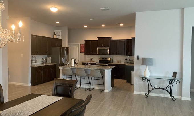 Converse House | Spacious modern executive home with open floor plan