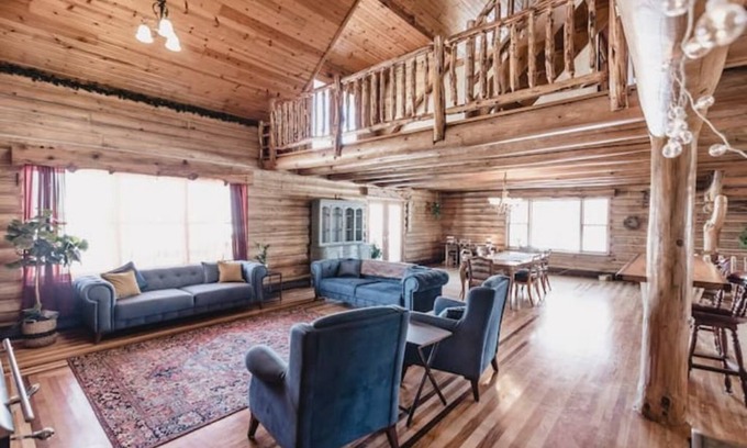 Viola Cabin | Spacious Multi-family Log Home with Sauna