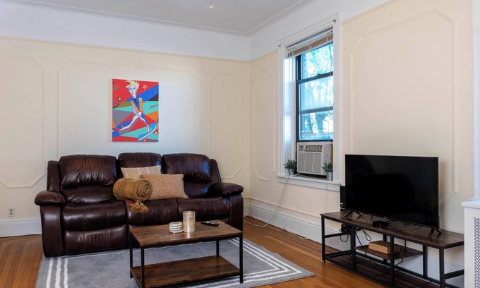 Hoboken Condo | Spacious Oasis - Hoboken!