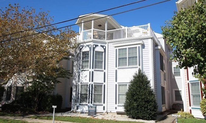 Sussex County House | Spacious Ocean Block Townhouse: Steps to Beach, Boardwalk, Shops, & Ocean Views!