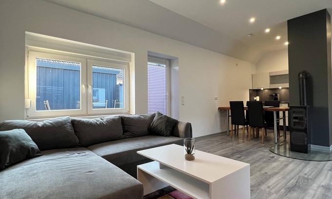 Quakenbruck Apartment | Spacious one-room apartment in Quakenbrück