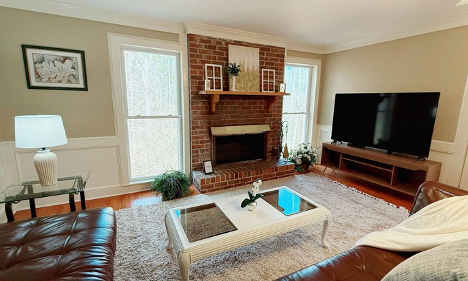 Lawrenceville House | Spacious+Peaceful 4BED/2.5BATH Disc Golf, Porch, & Gazebo
