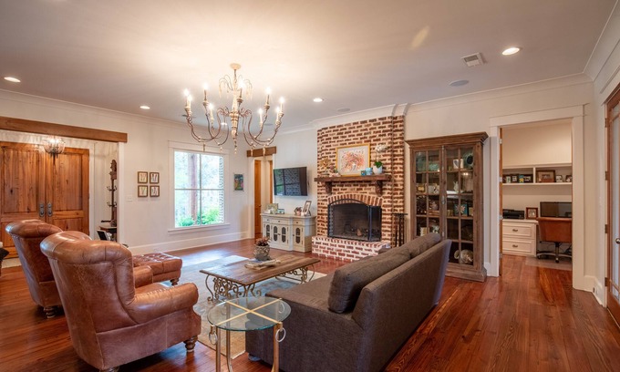 Oxford House | Spacious, serene retreat perfect for Oxford visits New listing!