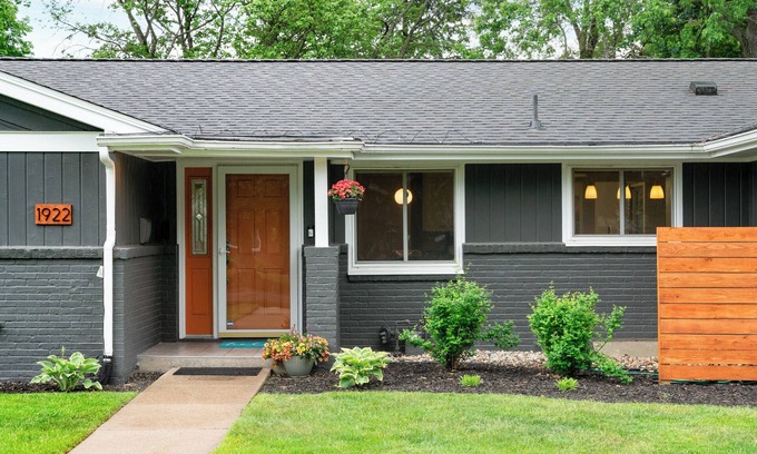 South Bend House | Spacious, Sprawling Ranch, 1 Mile From Notre Dame