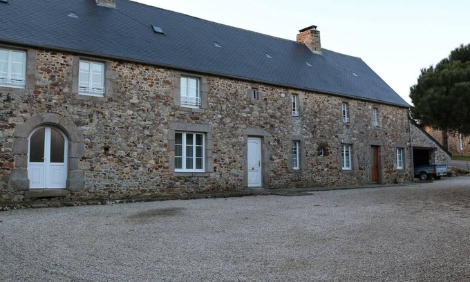 Heauville Cottage | Spacious Stone House with Garden, Close to Beach, Family-Friendly, WiFi, Games Room