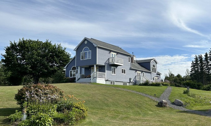 Hall's Harbour Apartment | Spacious suite with oceanview sunset balcony. Close beach, restaurant, harbour