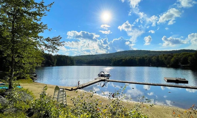 Windsor House | Spacious, Sunny Lake House. Close to ski trails.