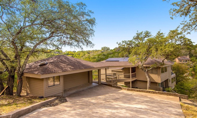 Spicewood House | Spacious, three-story lakefront home with deck, kitchen & pools - dog-friendly