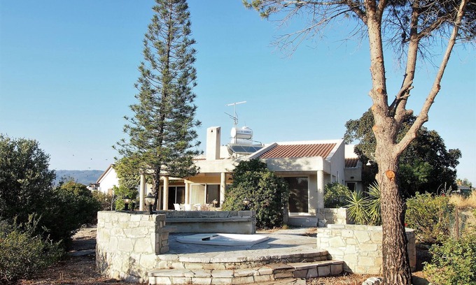 Pareklisia House | Spacious Villa In Pareklisia - 3 Minutes To The Sea, Great Views And Jacuzzi