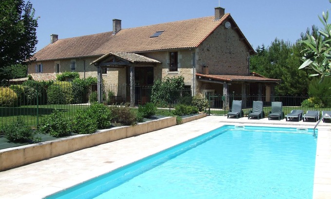 Champagne-Saint-Hilaire Other | Spacious Villa with secure private pool, south facing, village location
