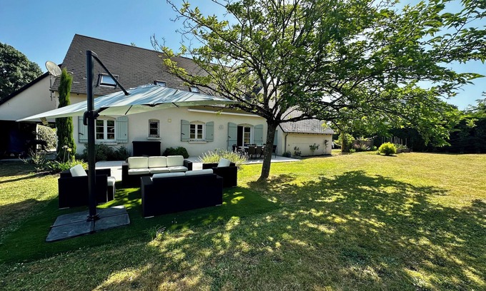 Chancay House | Spacious, well-equipped family villa between vineyards and the châteaux of the Loire Valley