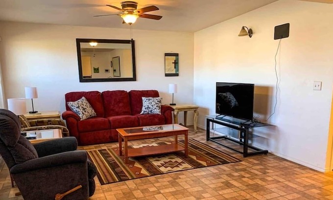 Lubbock House | ★Spacious★4BR/2BA★Easy access to TTU/UMC/Cntrl LBK