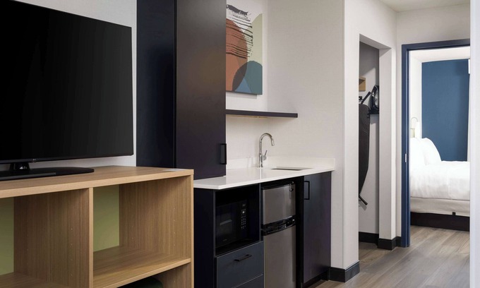 Guelph Hotel | Spark by Hilton Guelph
