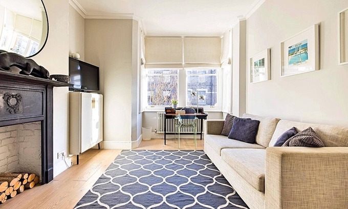 Addison Apartment | Sparkling apartment in Kensington Olympia