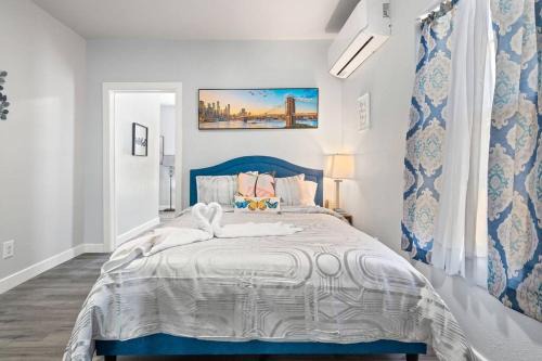 Cedar Crest Apartment | Sparkling Modern 1BR Beautiful Dallas