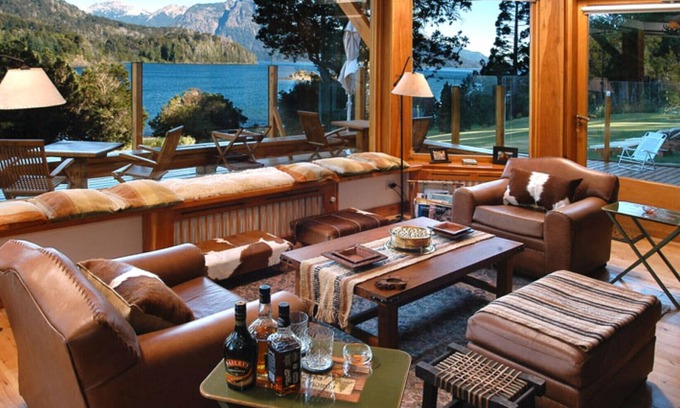Playa Bonita Ski Chalet | Spectacular house by the Nahuel Huapi lake