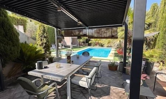 Lliria House | Spectacular accommodation with pool in Llíria