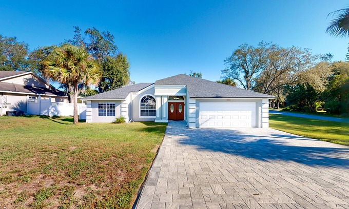 Bridgewater Crossing House | Spectacular home with pool, grill, & full kitchen - dog-friendly