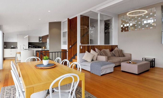 Mount Nelson House | Spectacular Views - 4 Bedrooms - Free Parking - Mount Nelson