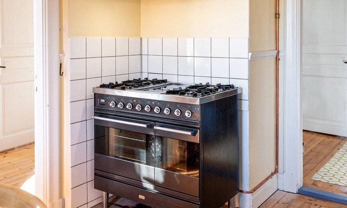 Stjarnhov House | Spend relaxing days in this charming holiday home in charming Sörmland.