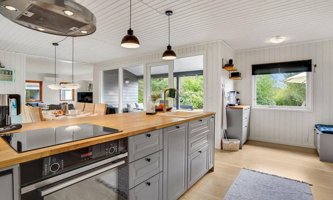 Kaldred House | Spend your vacation in this cozy vacation home in Kaldred.