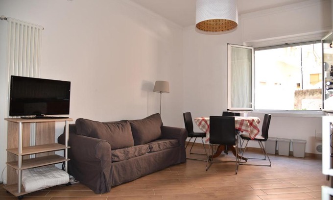 Quarto dei Mille Apartment | Spiaggia e Gaslini