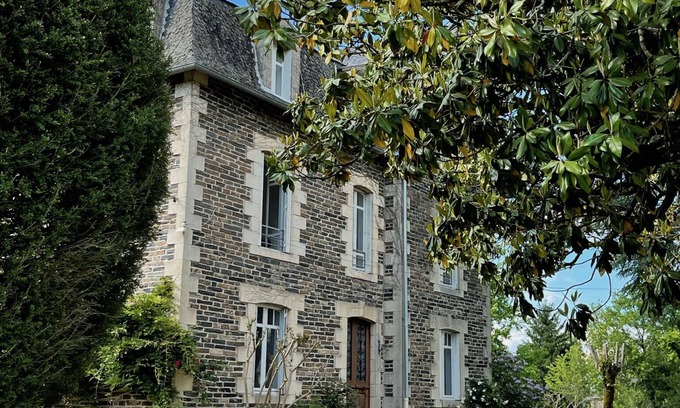 Saint-Viance House | Splendid family mension with a pool at the gates of the well-known Dordogne