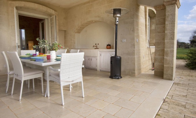 Salve House | Splendid villa immersed in the Apulian countryside a stone's throw from the sea