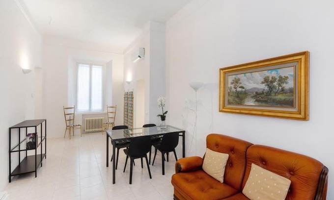 Lazzaretto Apartment | Splendido 2 camere 2 bagni in Porta Venezia