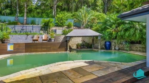 Caves Beach House | Splendour Hideaway - Luxury pool at Caves Beach