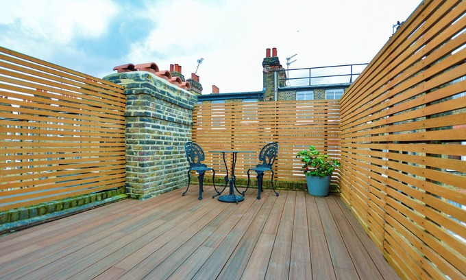 Kilburn Apartment | Split Level Studio at West Hampstead