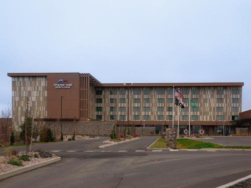 Medical Lake Hotel | Spokane Tribe Resort and Casino