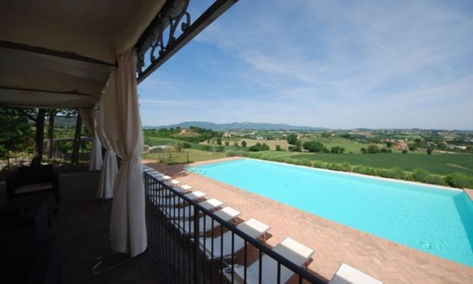 Spoleto Apartment | Spoleto By The Pool, apt.6 - marvellous view, only 0,7 miles from the old tow