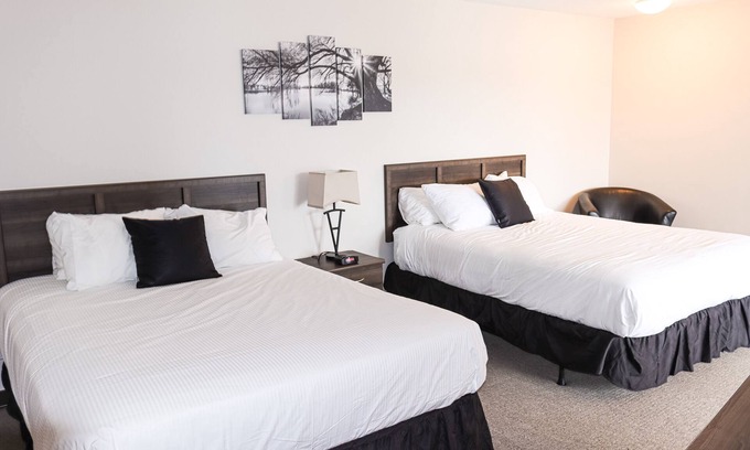 Port McNeill Hotel | Sportsman's Inn on the Harbour Front