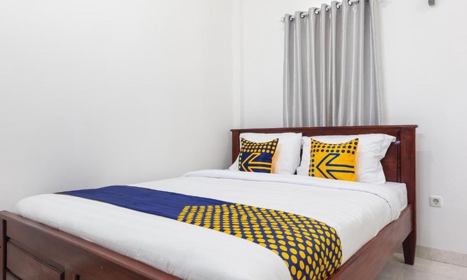 Kupang Hotel | SPOT ON 2063 Bethania Residence