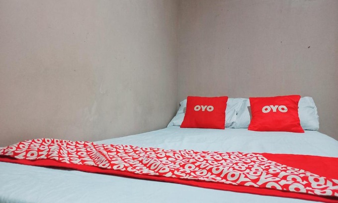 Karawang Hotel | SPOT ON 91336 Guesthouse Tarumanegara