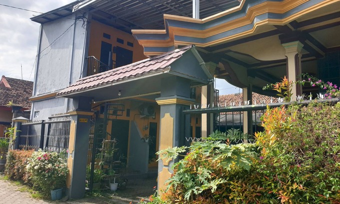 Banyuwangi Hotel | SPOT ON 92857 Kos Haji Jakfar SyariahNearPancoran mas 25