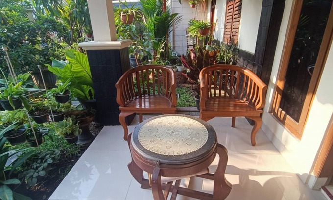 Kendal Hotel | SPOT ON 93832 Lies Kostel Syariah