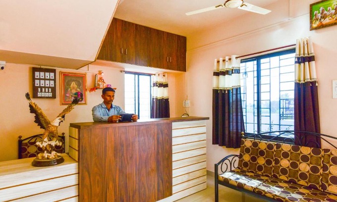 Kolhapur Hotel | SPOT ON Hotel Diamond Lodging And Boarding
