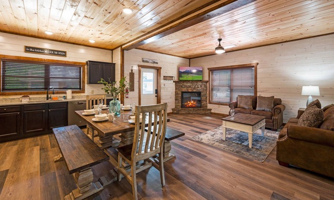 Pigeon Forge Cabin | Spring Specials at this Modern Cabin Near Parkway w/Game Room and Hot Tub