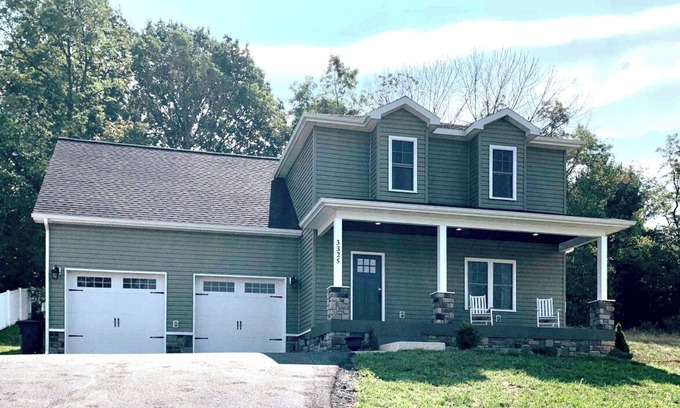 Keezletown House | Spring Village Hilltop Retreat