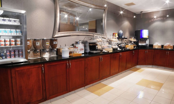 Sterling Hotel | SpringHill Suites by Marriott Dulles Airport