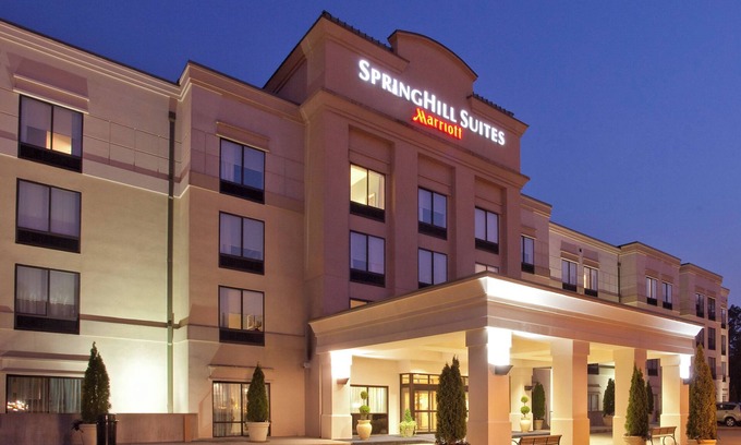 Tarrytown Hotel | SpringHill Suites by Marriott Tarrytown Westchester County