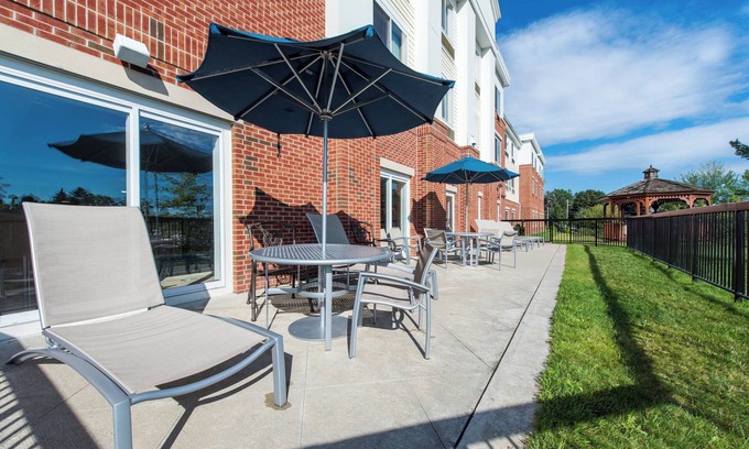 Devens Hotel | SpringHill Suites by Marriott Boston Devens Common Center