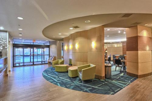 Southfield Hotel | SpringHill Suites Detroit Southfield