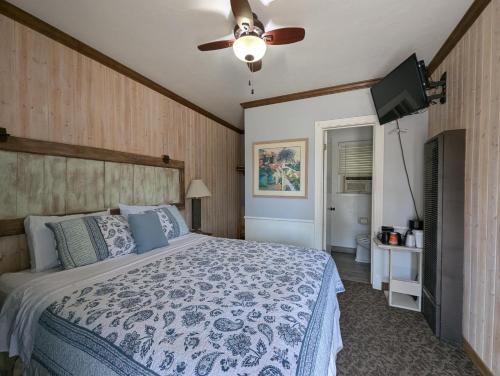 Squaw Valley Hotel | Squaw Valley Motel Room 2