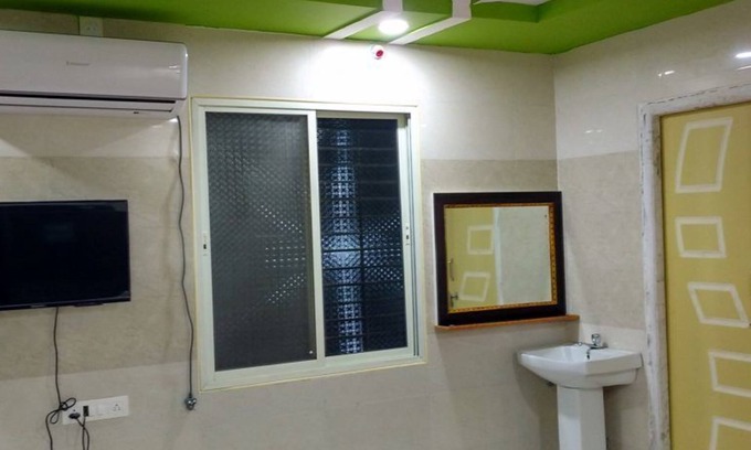 Mantralayam Hotel | Sree Guru Sannidhi A Budget Luxury Lodge