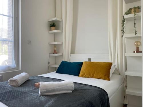 Saint-Aubin-Les-Elbeuf Apartment | St Aubin Gare - Appartement cosy proche commerces