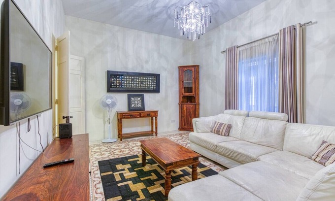 Sliema Villa | St James the Traditional 4-Bed Townhouse + Terrace